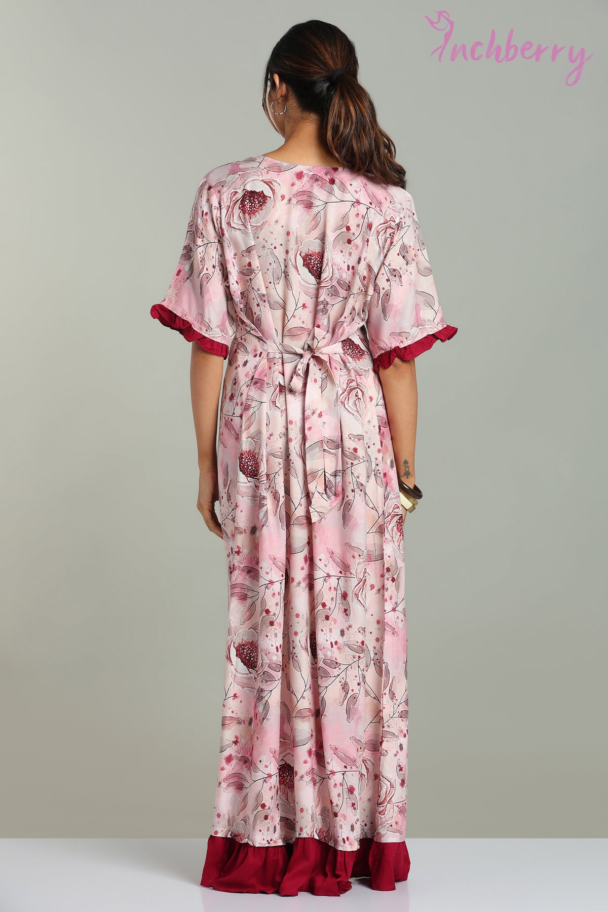 Tie model nightgown