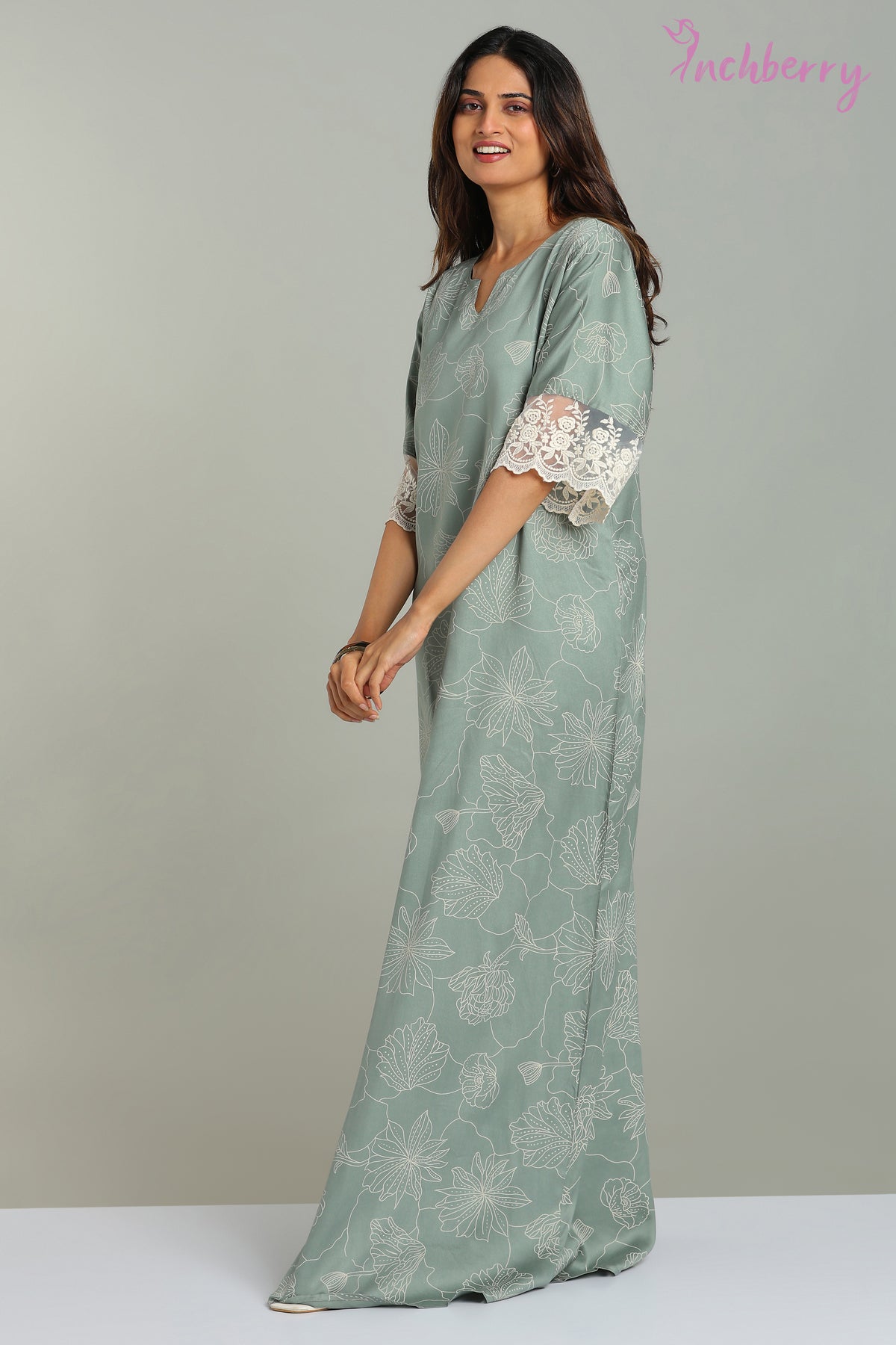 Relaxed fit rayon nightgown