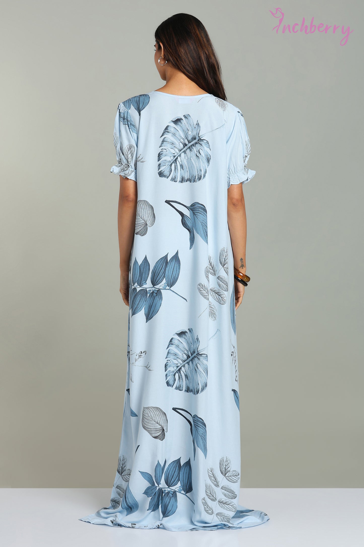 Regular fit stylish nightgown