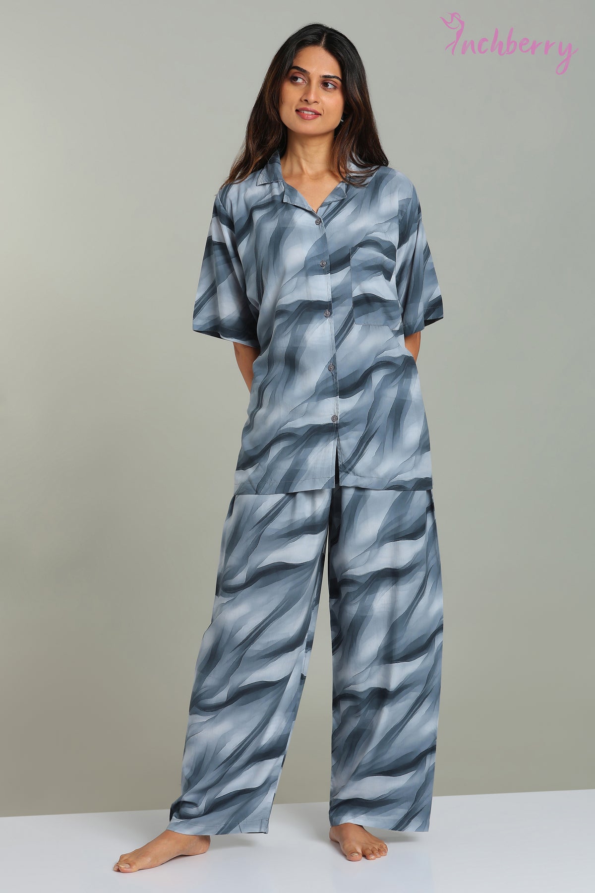 Pyjama Shirt model