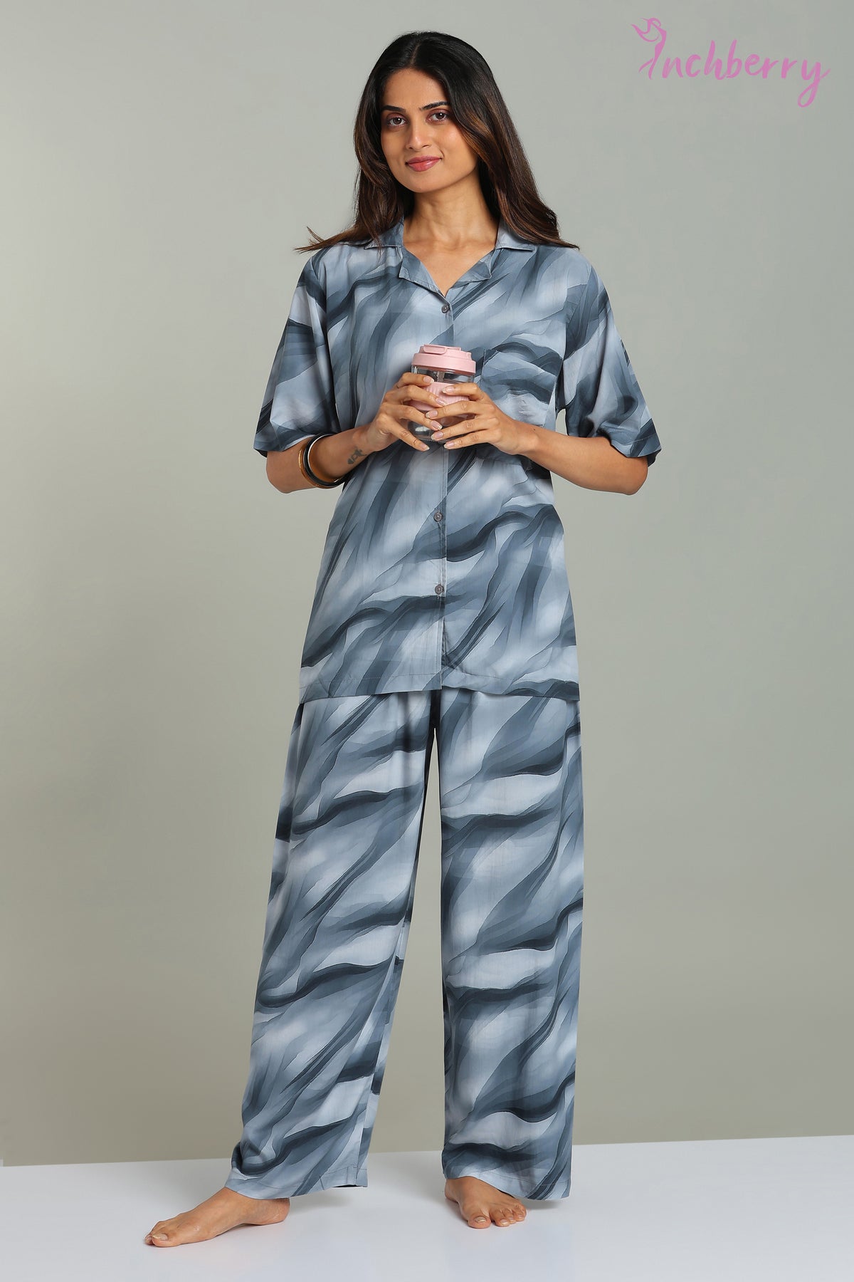 Pyjama Shirt model