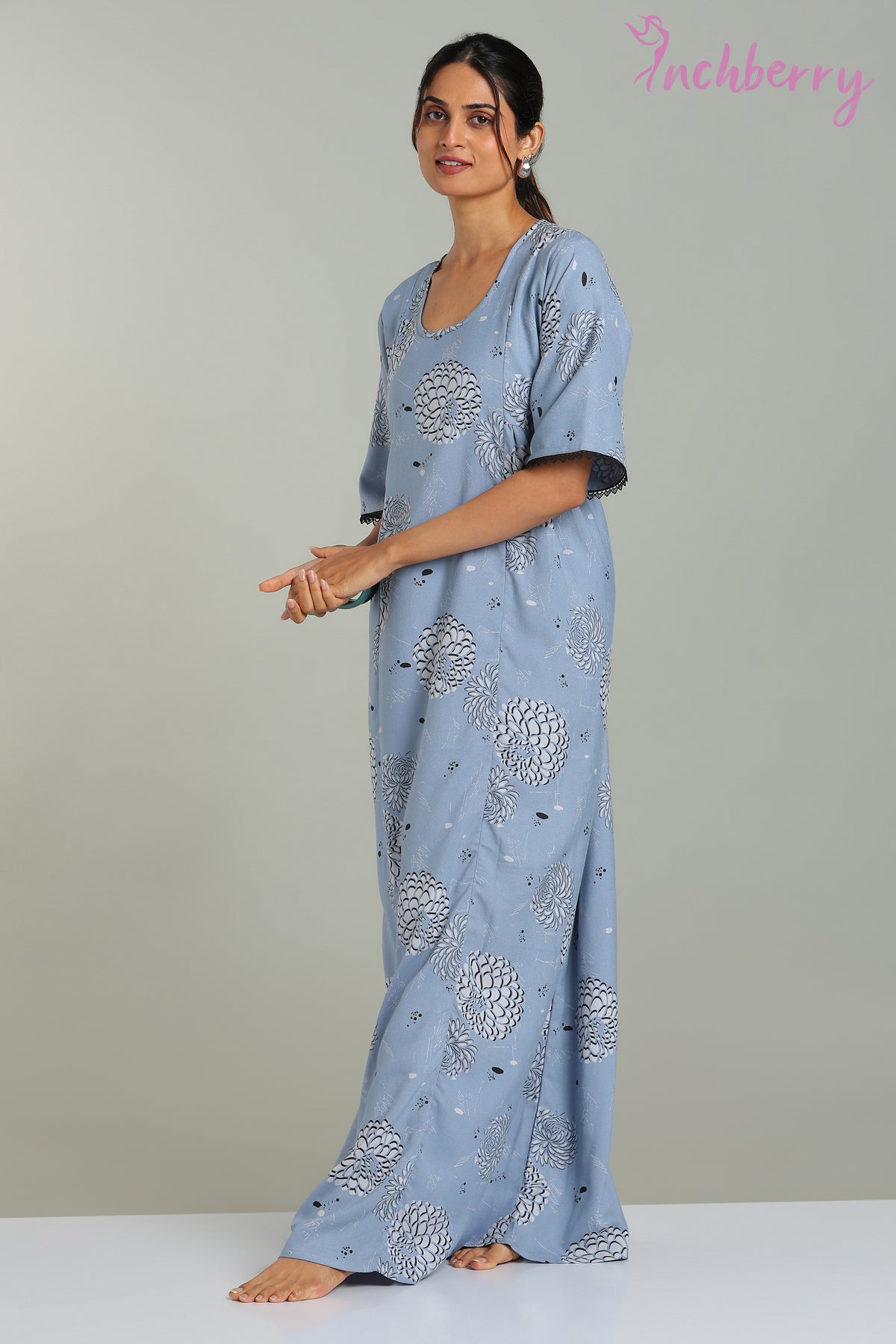 Elegant Feeding nighty