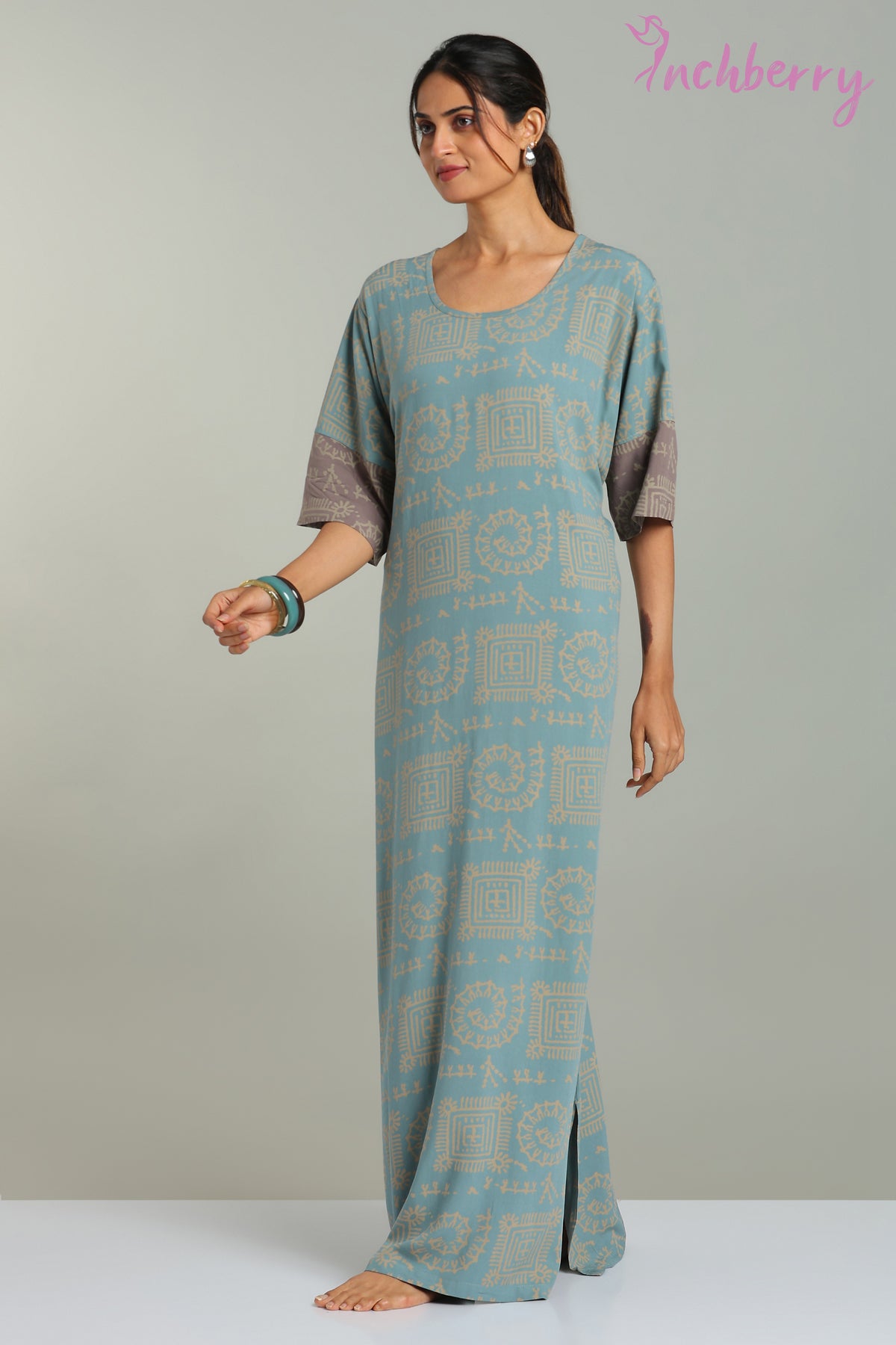 Comfortable nightgown for ladies