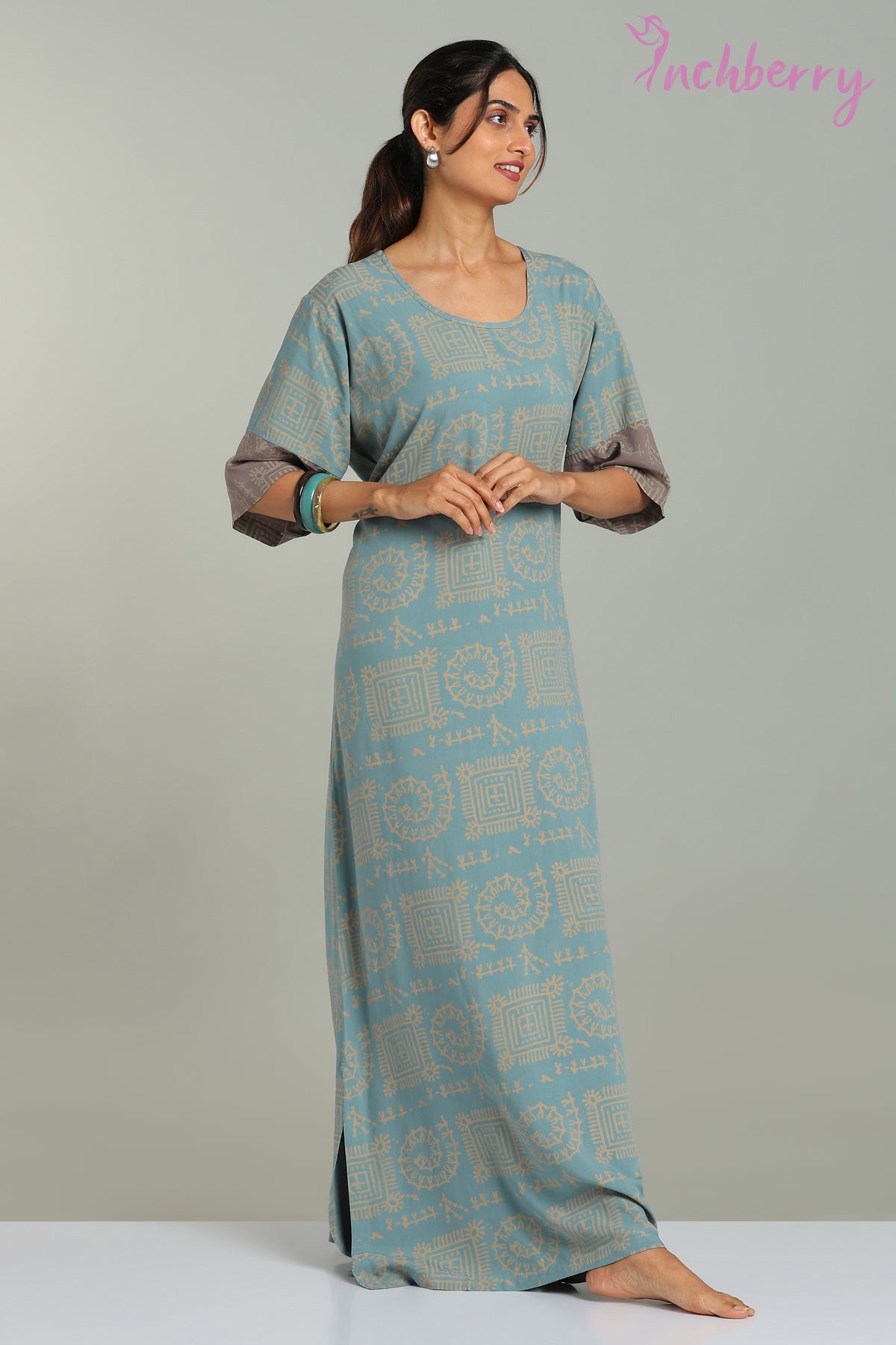 Comfortable nightgown for ladies