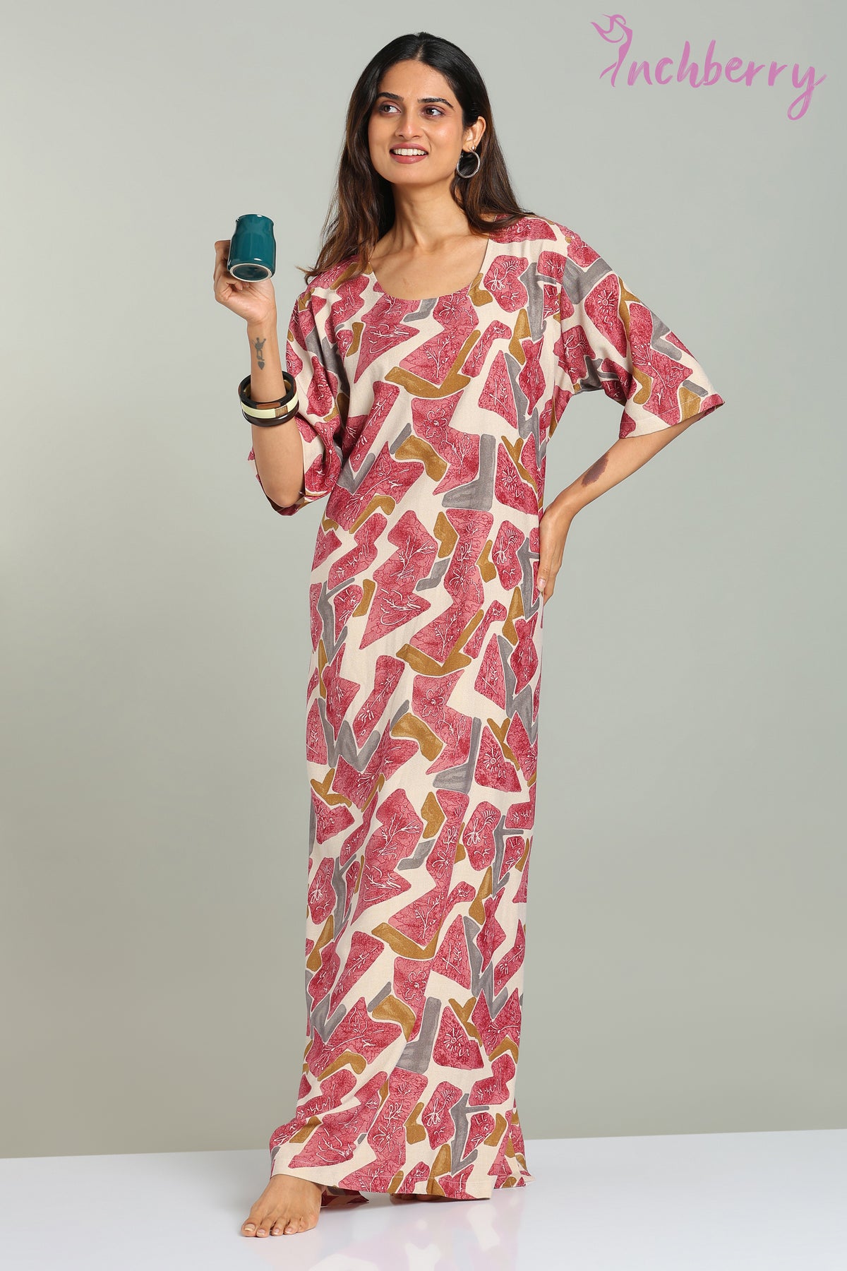 Nightgown in Alphine material