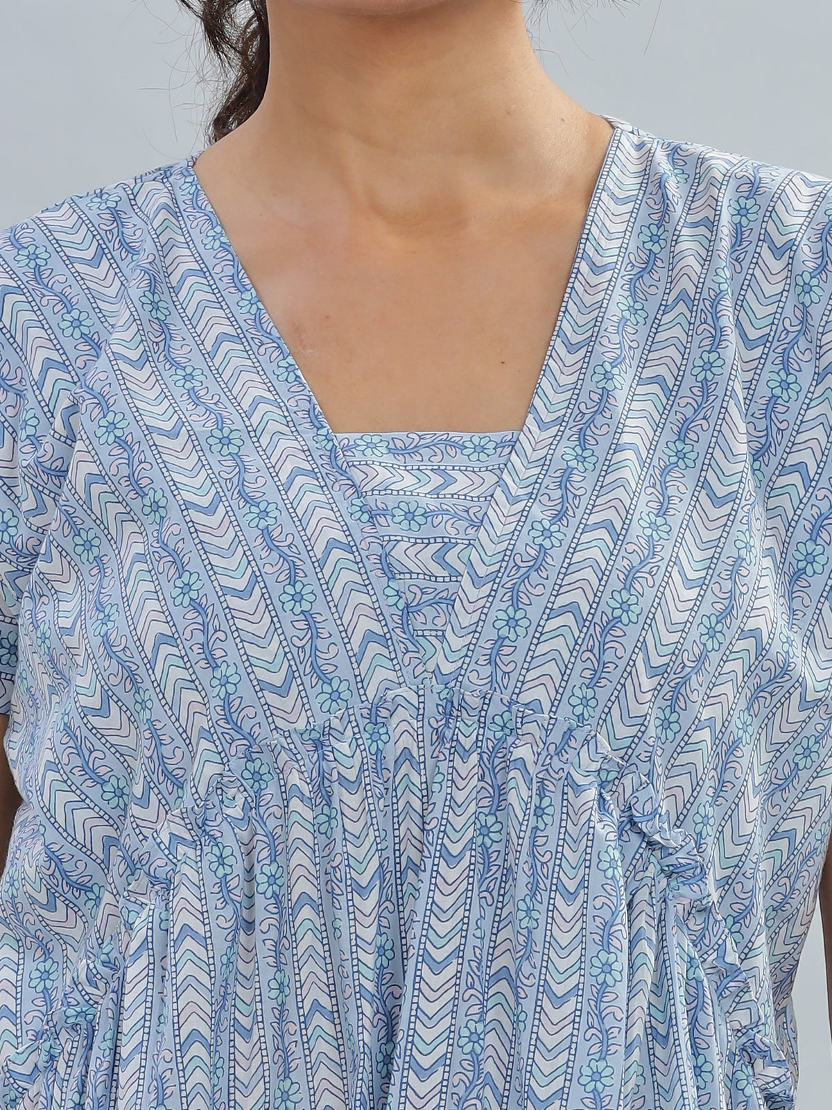 Elagant dailywear nightgown