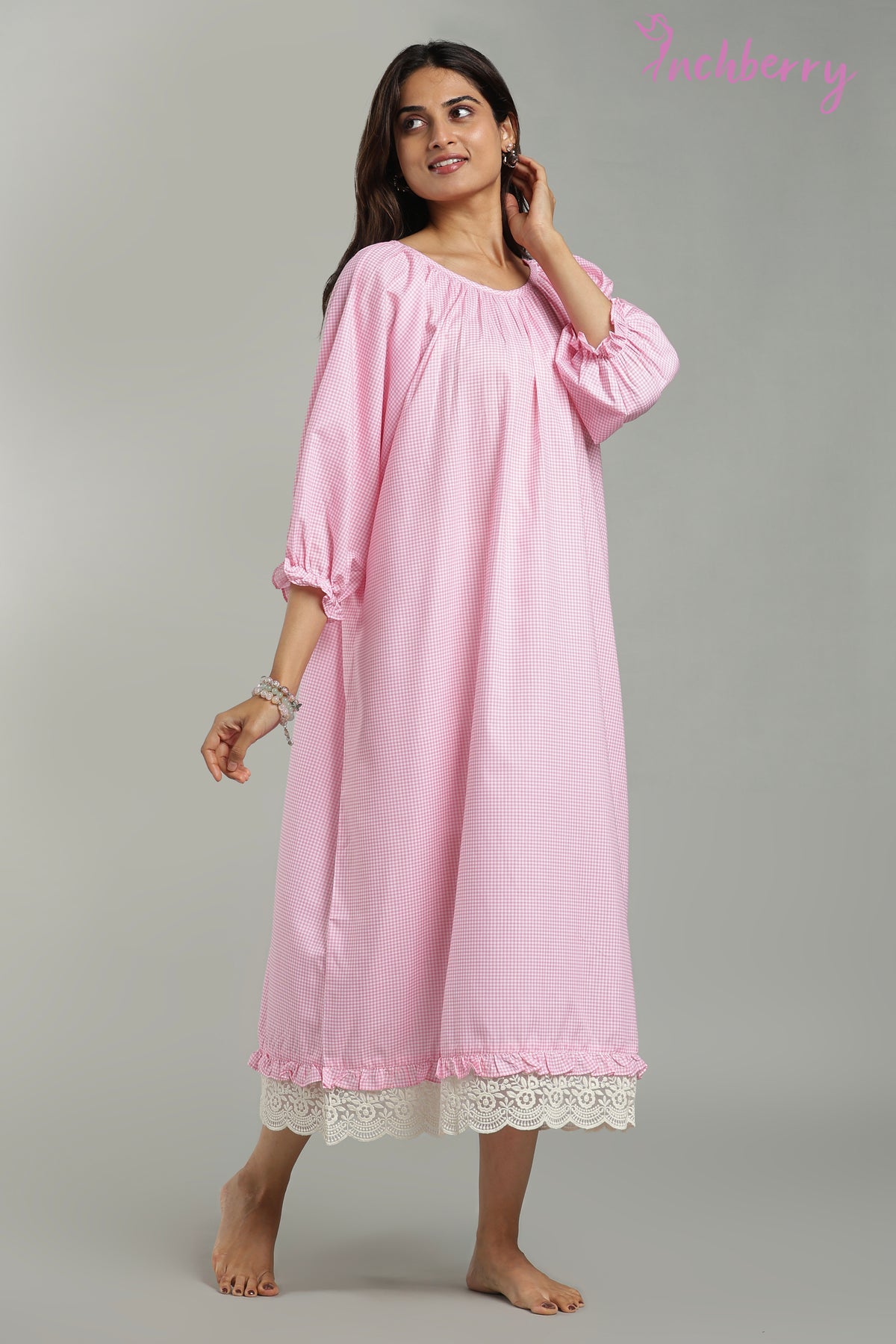 Short night gown for daily wear