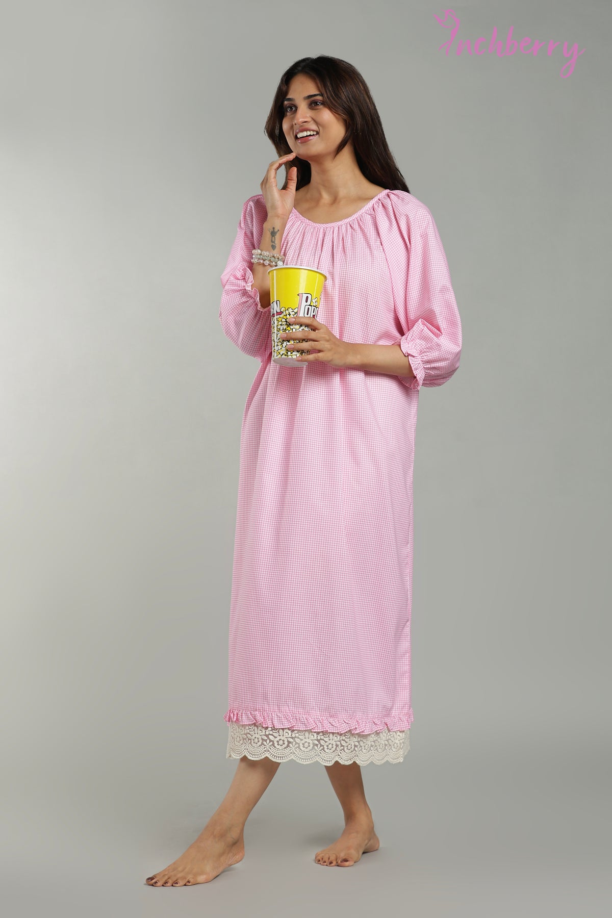 Short night gown for daily wear