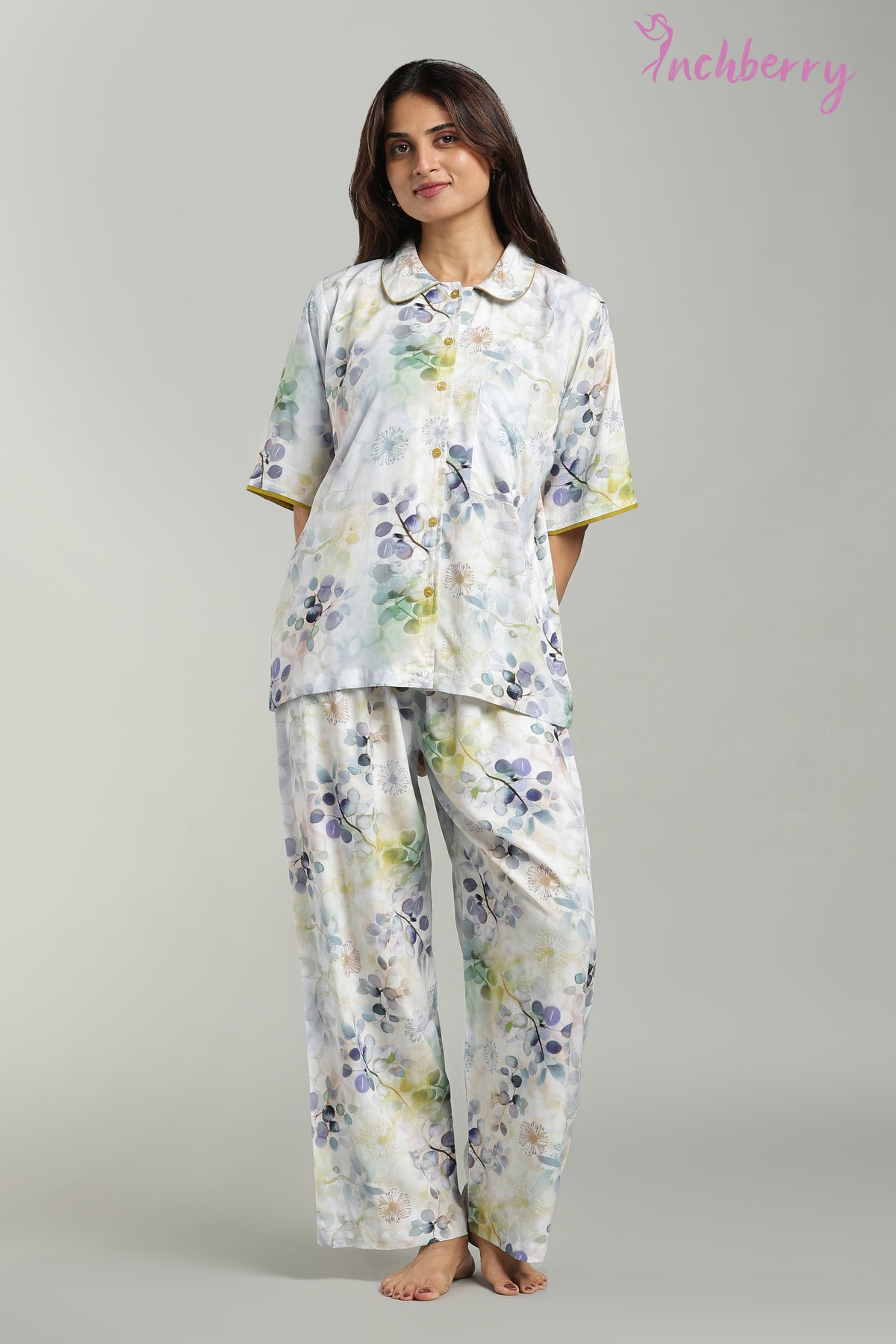 Pyjama set shirt model