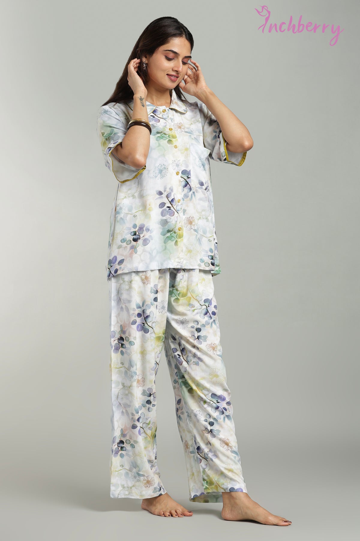Pyjama set shirt model