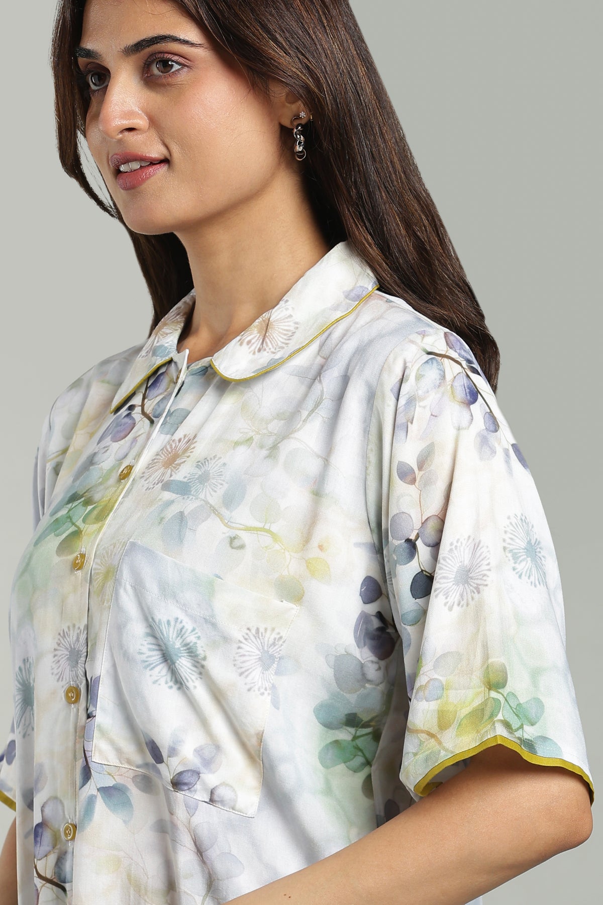 Pyjama set shirt model