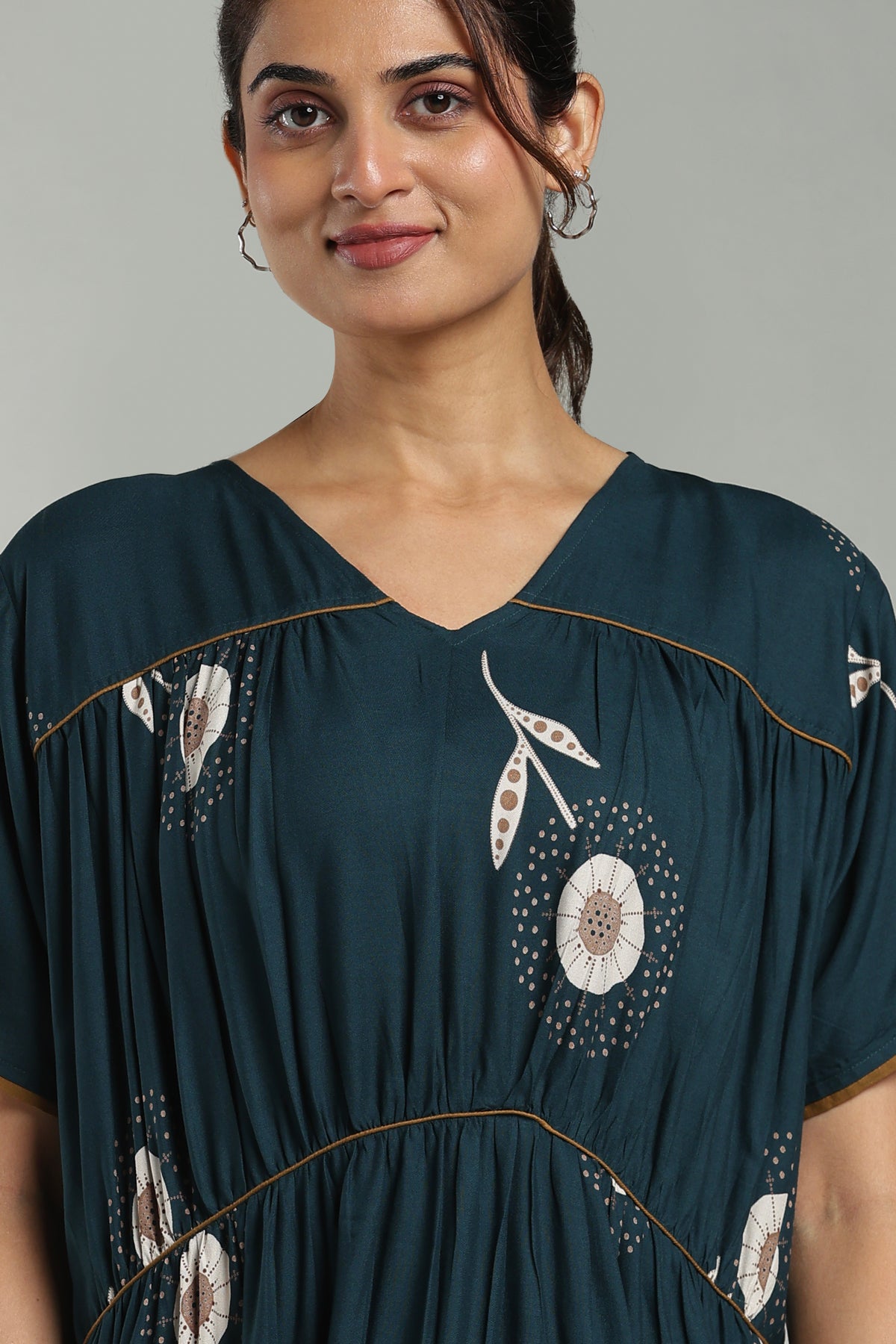 Relaxed fit rayon nightgown
