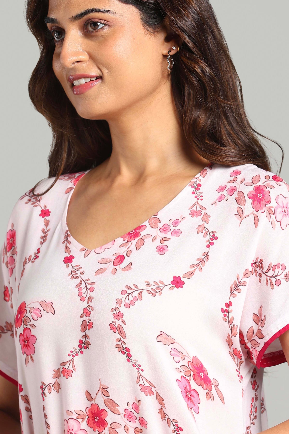 Elegant Night gown for ladies